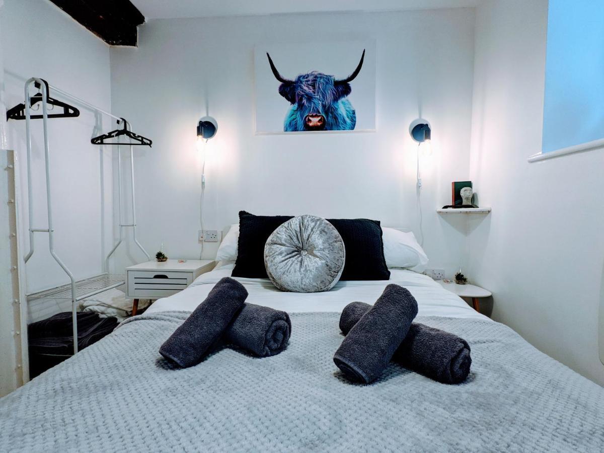 Cosy Riverside Apartment - Free Parking Йорк Экстерьер фото