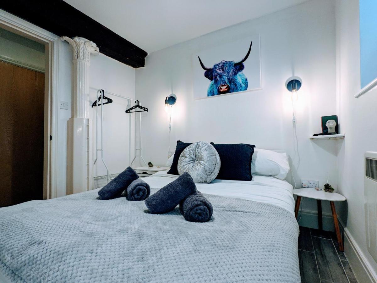 Cosy Riverside Apartment - Free Parking Йорк Экстерьер фото
