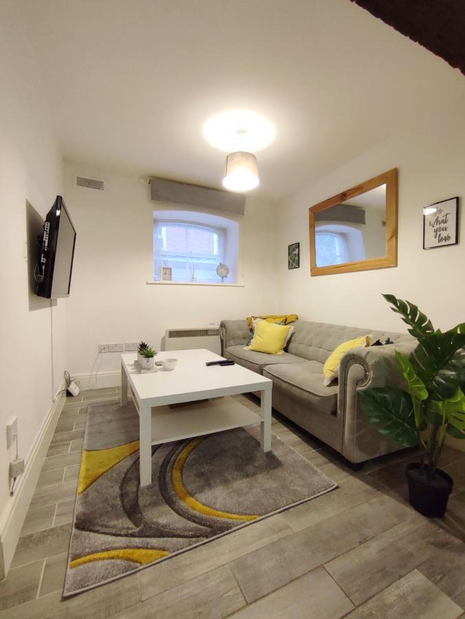 Cosy Riverside Apartment - Free Parking Йорк Экстерьер фото